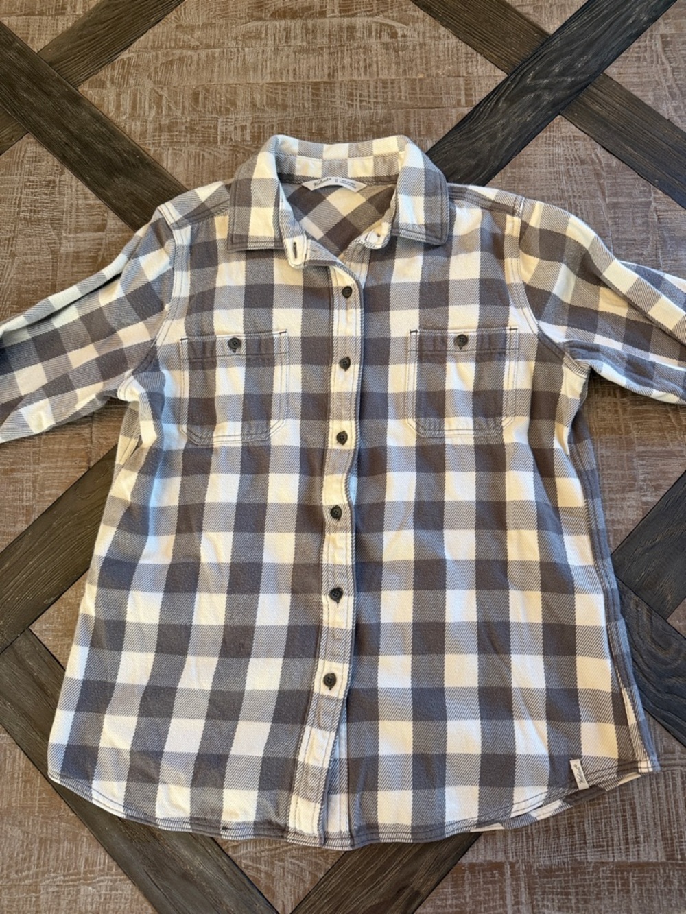 Women’s Woolrich plaid button up